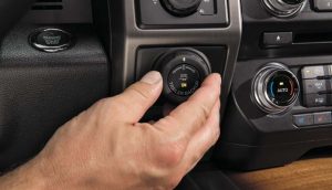 The Pro Trailer Backup Assist knob controls the truck steering to make reverse steering with a trailer more instinctive.